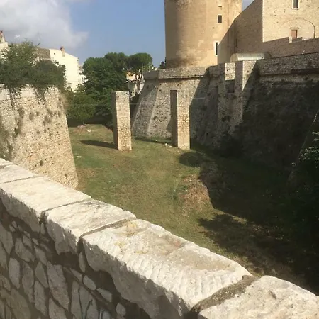 Il Belvedere Aragonese Apartment *