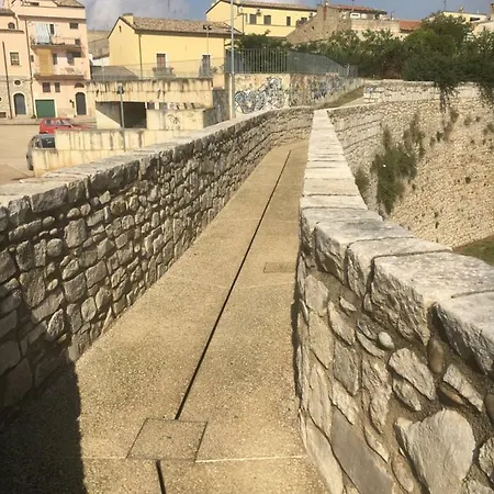 Il Belvedere Aragonese Apartment Venosa